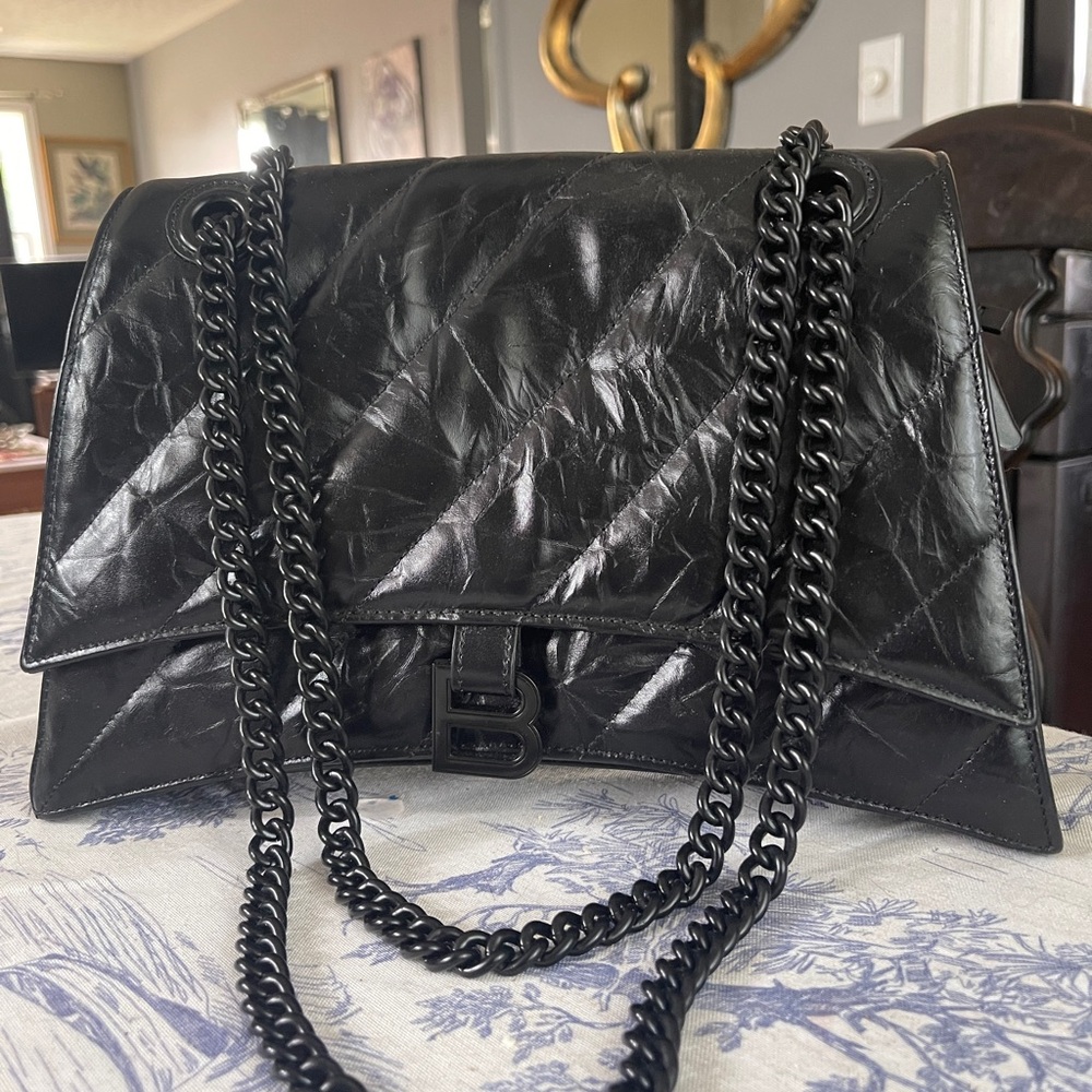 Elegant Black Quilted B Chain Bag Leather price reflects auth